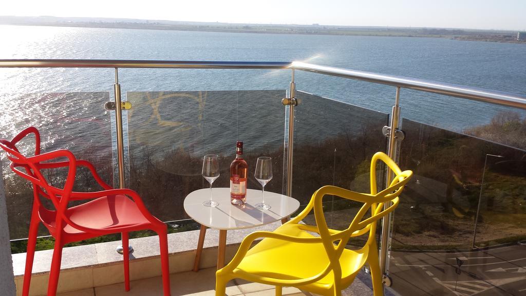 Bella Vista Summerland Mamaia Exteriér fotografie